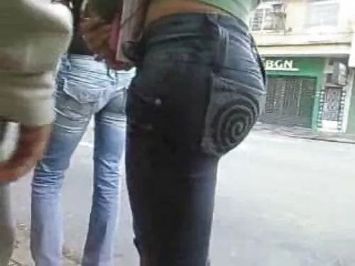 નાના tits ફુલ સેકસી  ...